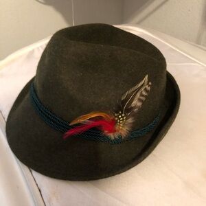 🇩🇪 German Olive Green Fedora Hat-54A $50 or $45 w/offer